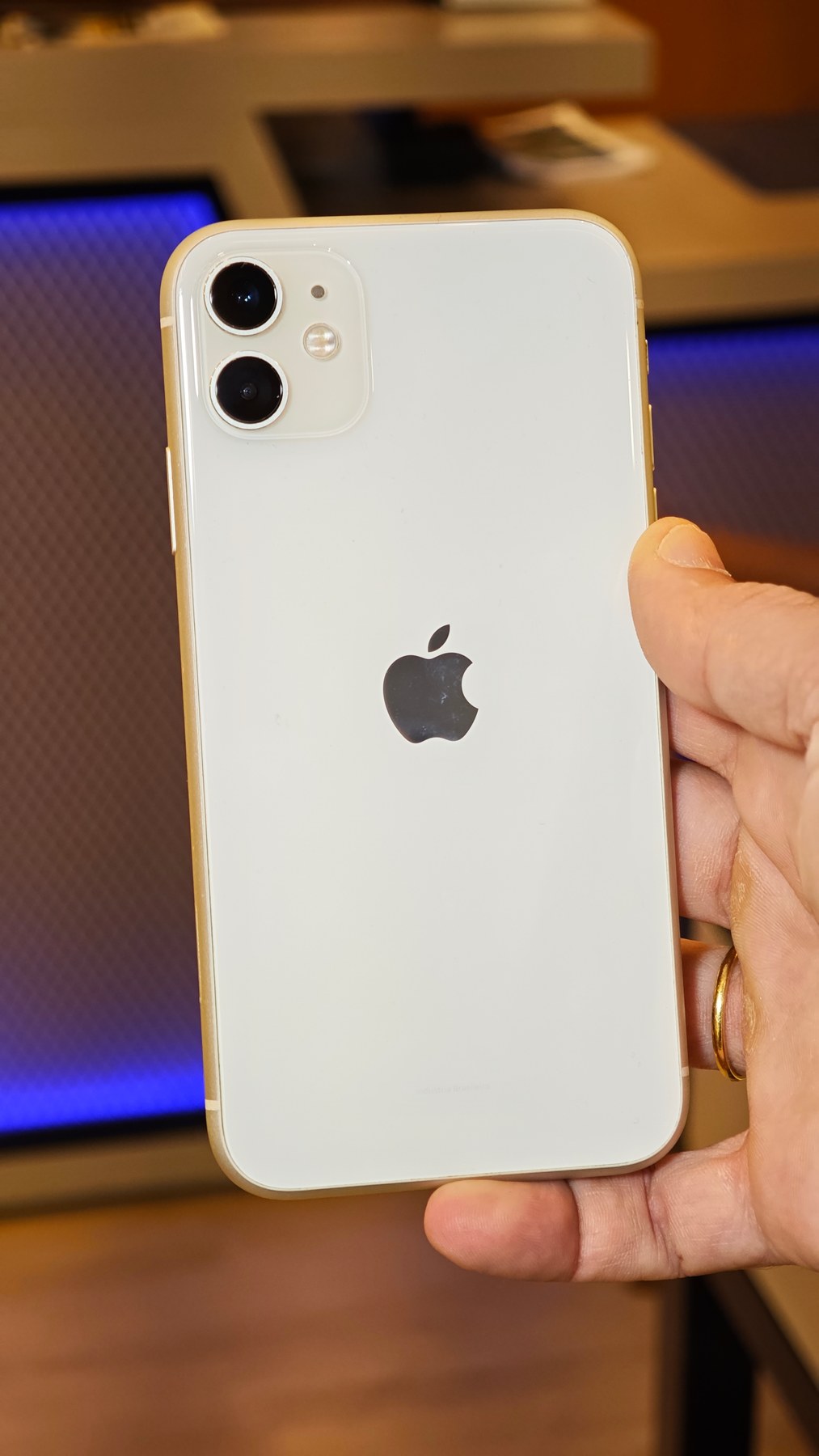 iPhone 11 64 GB