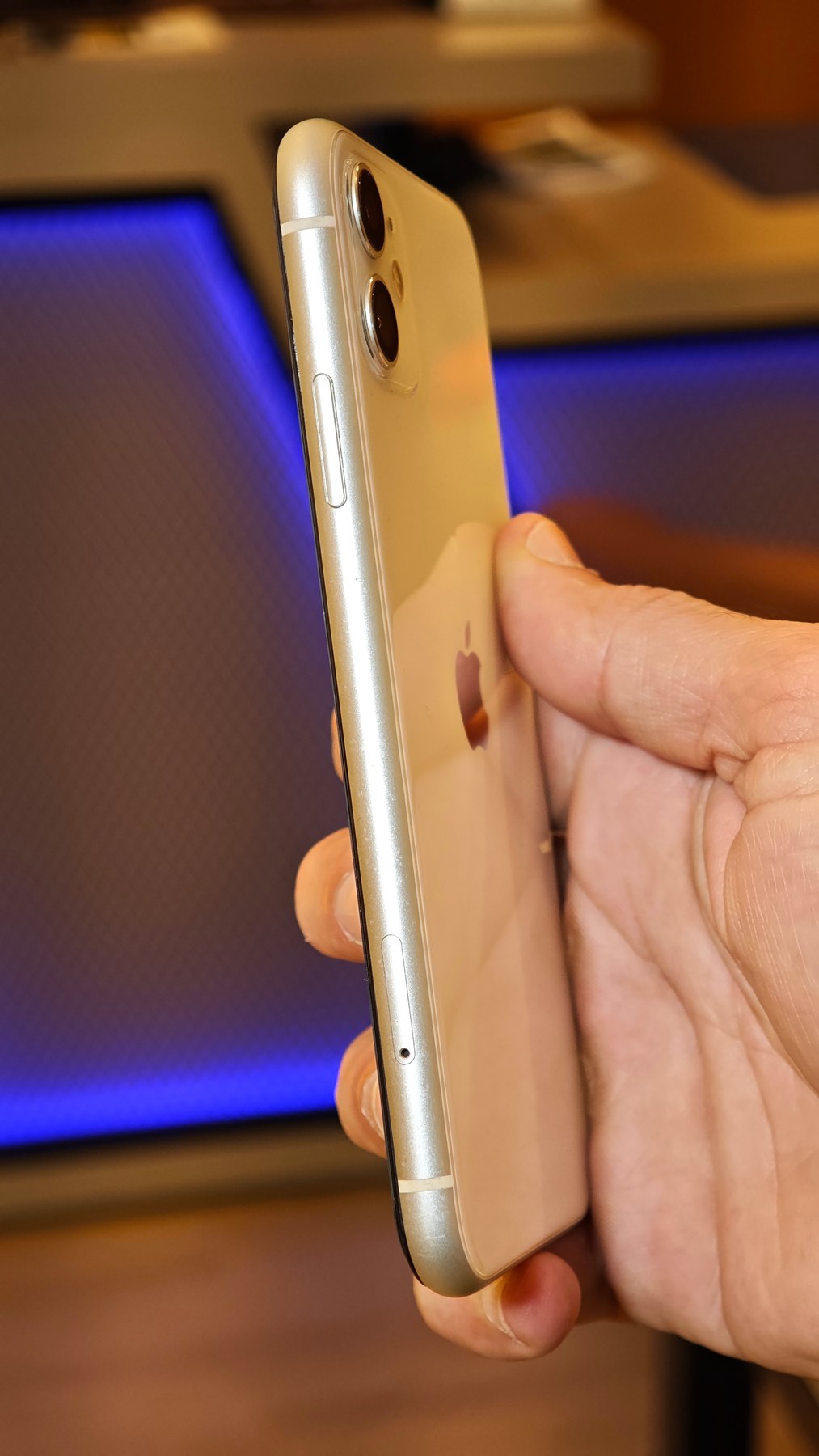 iPhone 11 64 GB